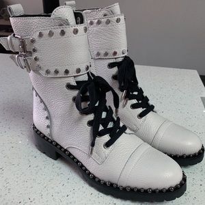 *NEVER WORN* Sam Edelman Jennifer Studded Boot